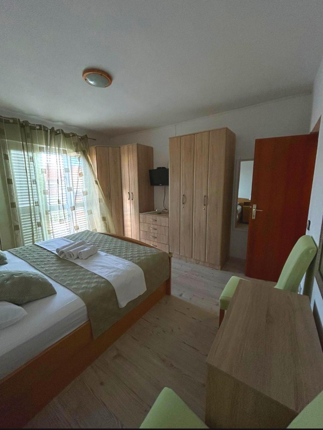 Apartmani Niki Hvar Hvar Town Exteriör bild