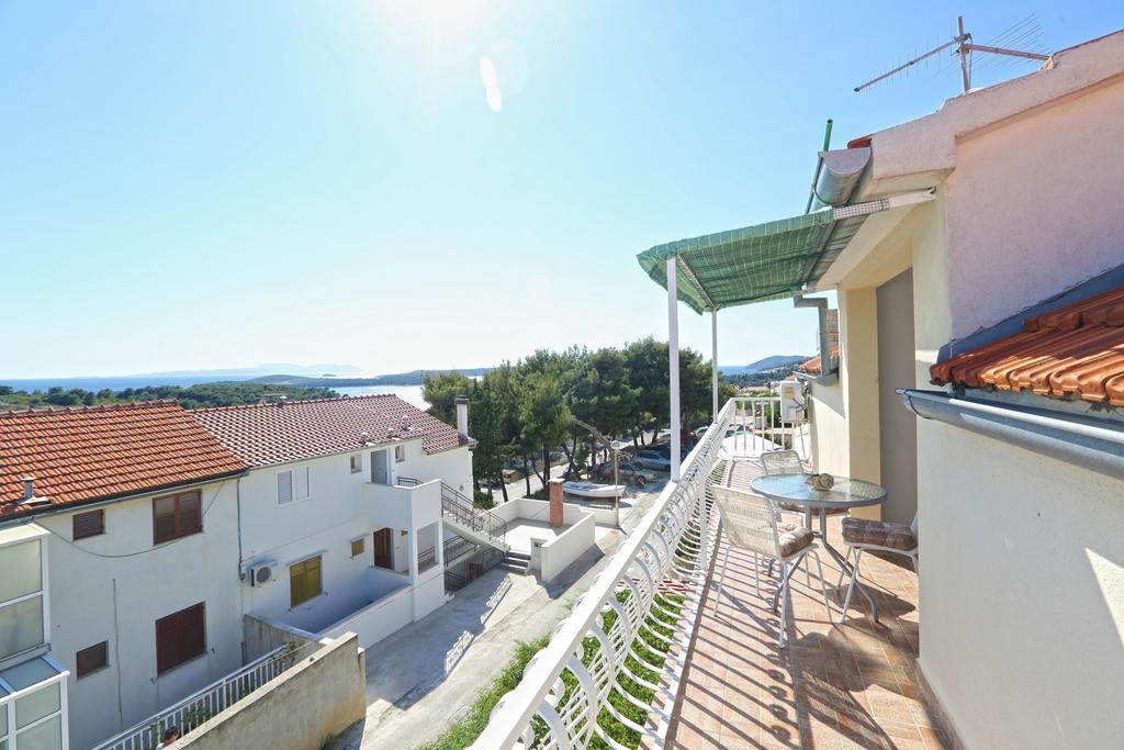 Apartmani Niki Hvar Hvar Town Rum bild