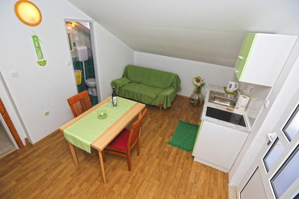 Apartmani Niki Hvar Hvar Town Rum bild