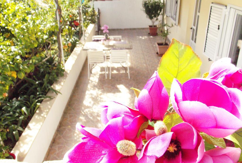 Apartmani Niki Hvar Hvar Town Exteriör bild