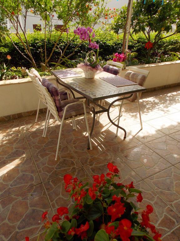 Apartmani Niki Hvar Hvar Town Exteriör bild