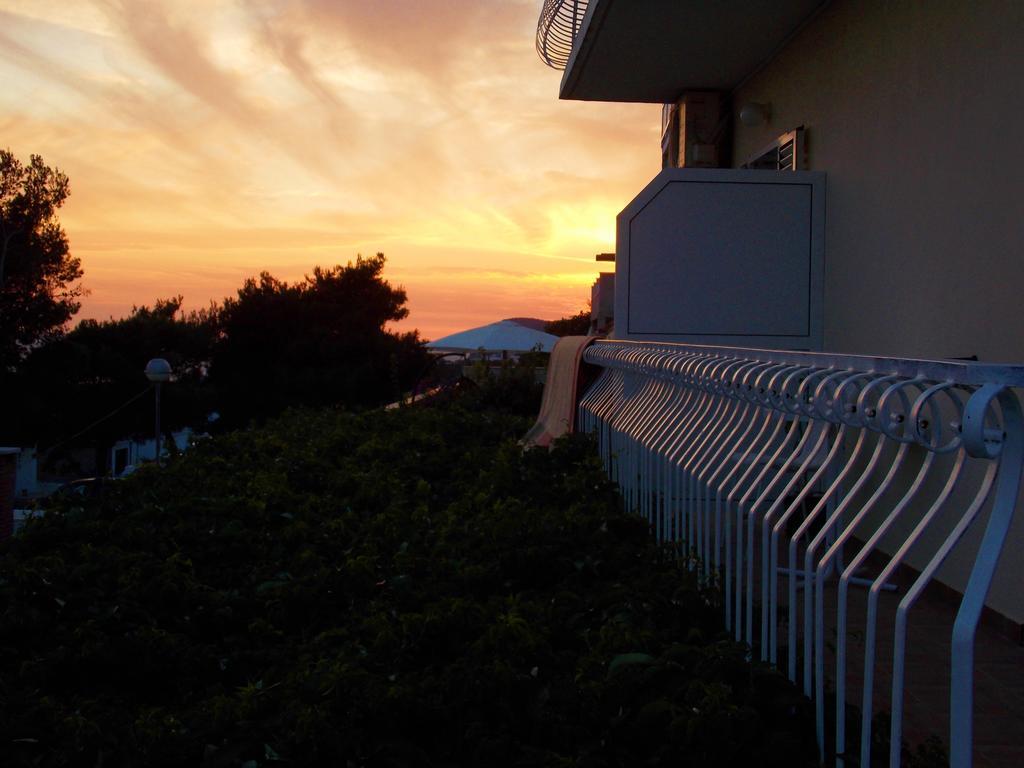 Apartmani Niki Hvar Hvar Town Exteriör bild
